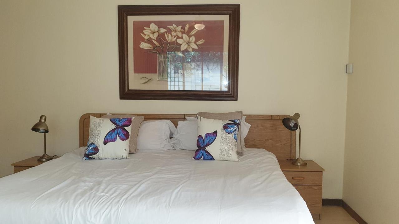 Matina Guest House Johannesburg Exteriör bild