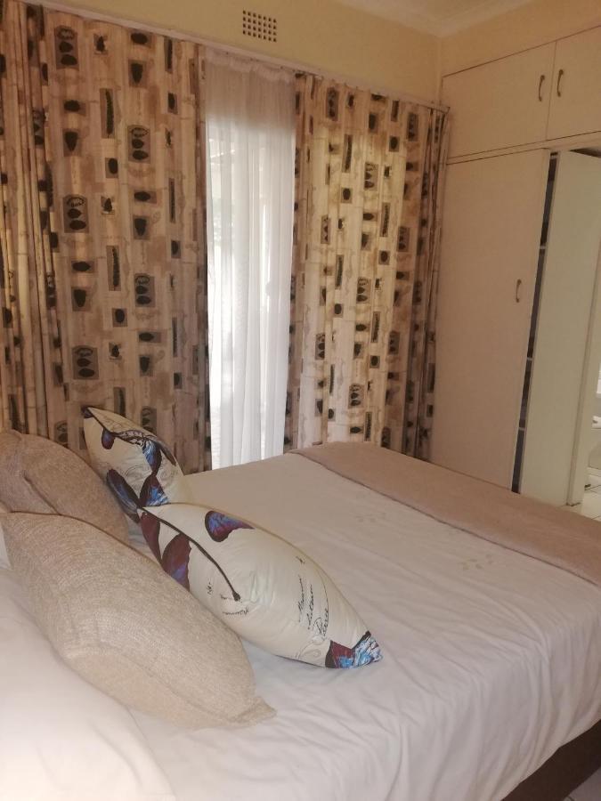 Matina Guest House Johannesburg Exteriör bild